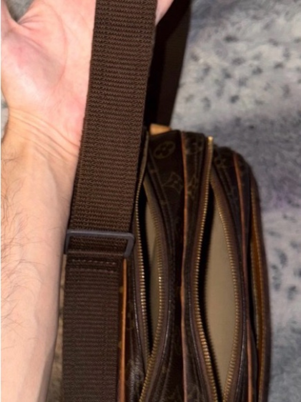 Louis Vuitton Monogram Canvas Messenger Bag in Brown and Tan - Picture 9 of 15
